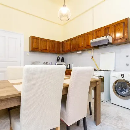 3bdr Spacious Getaway Lejlighed *