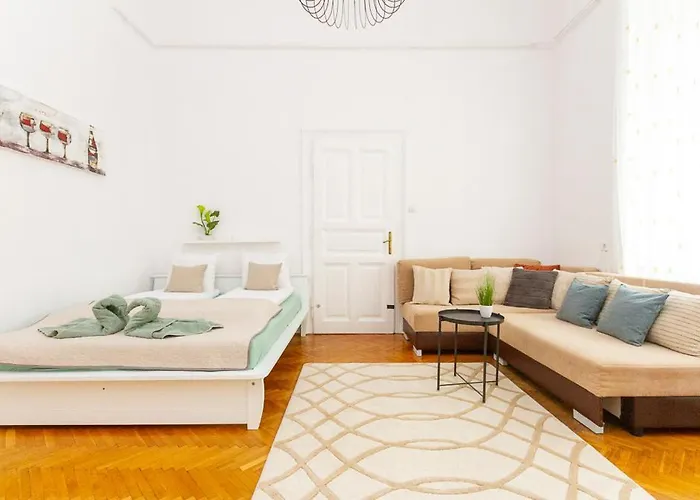 3bdr Spacious Getaway Appartement Budapest